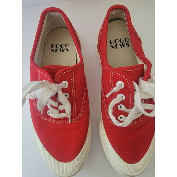 Good News Women's Red Low Top Lace Up Casual Sneaker Shoes Size 6 - Picture 2 of 7